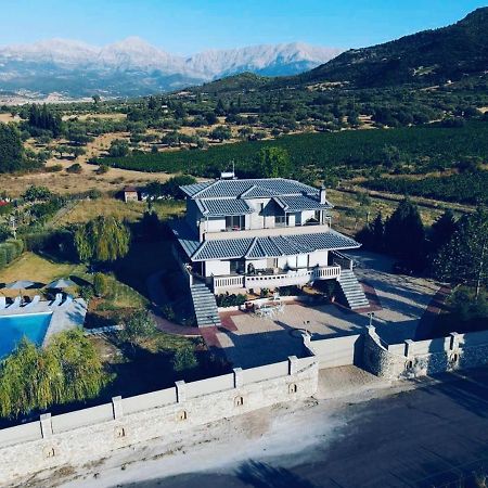 Villa In Nature Mitopoli Eksteriør bilde