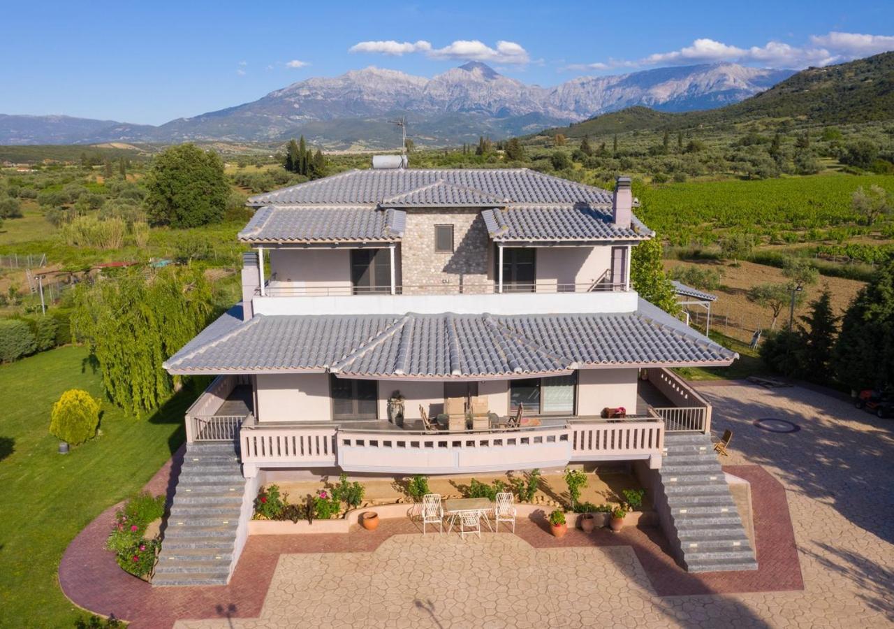 Villa In Nature Mitopoli Eksteriør bilde