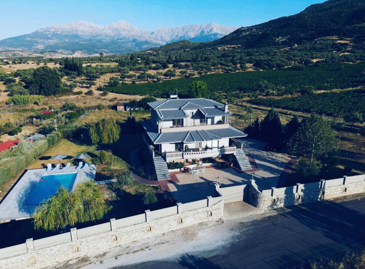 Villa In Nature Mitopoli Eksteriør bilde