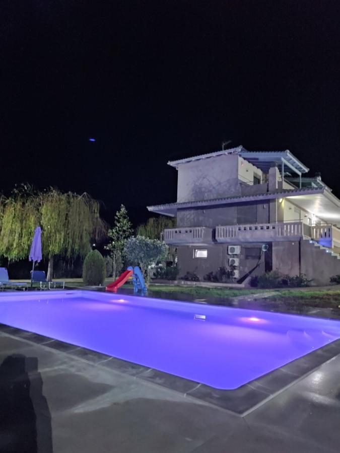 Villa In Nature Mitopoli Eksteriør bilde